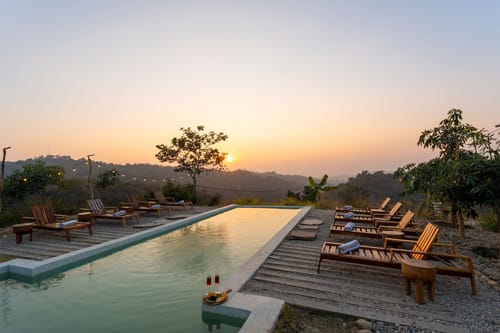 Palaash @ Artisanal Heights w/ Jacuzzi and Infinity Pool