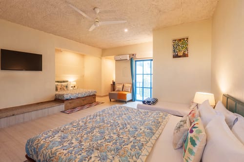 Kaia @ Villa Thalassa