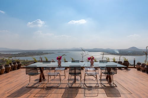 Embrace @ Sunset On The Lake - Igatpuri