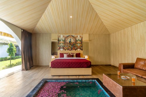 Eclipse @ Rissaca Crown