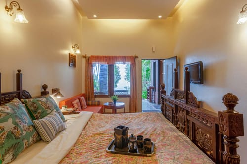 Mountain's Edge w/ Valley Views