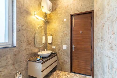 The Mira House w/ Pool