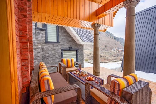 Frozen Fall @ Dewdrop Cottages