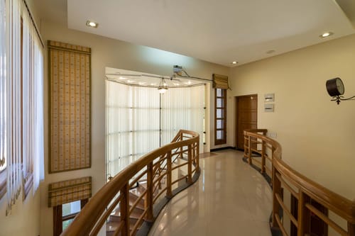 PleasantVille - Nahan