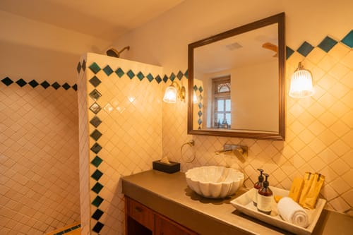 Amayah Rasa | 4-BHK Opulent Villa With Steam Room, Open Shower, Private Pool & Lift