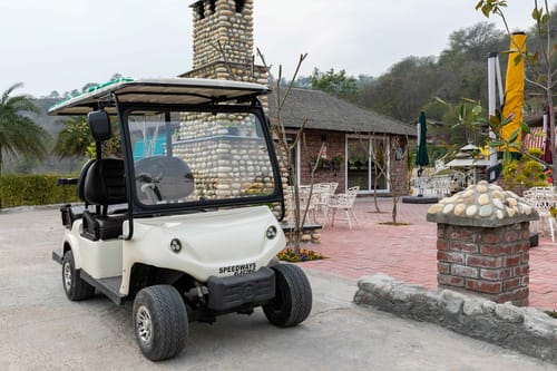 Brickwood Hill W/ Outdoor Pool