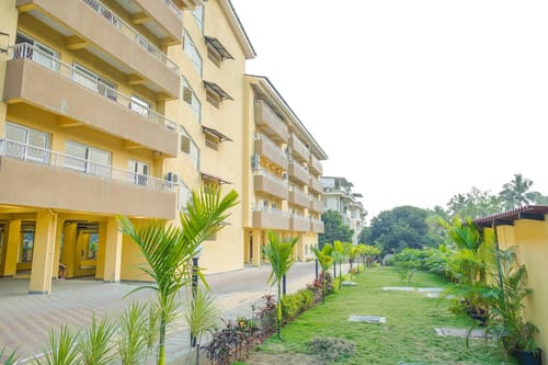 Veera Marina | Charming 2-BHK Apt With Common Pools, Clubhouse & Lift
