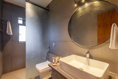 Waterway Retreat - Wada