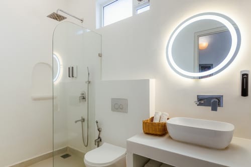 Cora @ Suite De Emerald