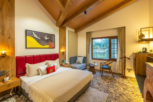 Rose @ Swiss Chalet - Tangmarg