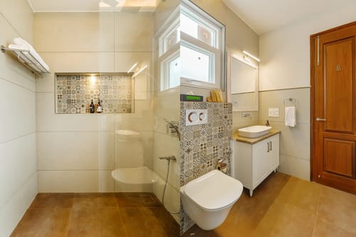 Konifer Pinegrove | 3-BHK Hilltop Escape with Attic, Panoramic Views, Garden, & Outdoor Lounge