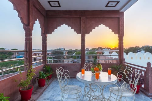 Imperial @ Sunset Escape