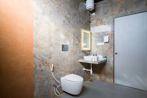 Roohmon’s Farm | Exquisite 5-BHK Retreat With Private Pool, Garden & Barr