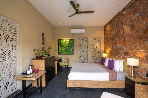 Delight @ Poetry by Rawai