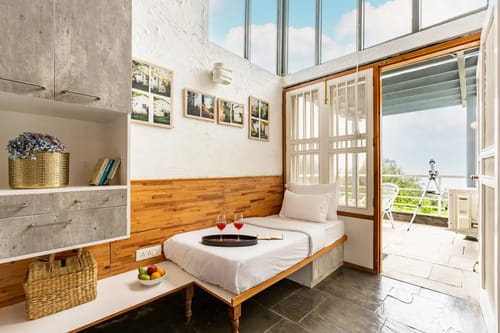 Hydrangea Hill (Entire Estate)