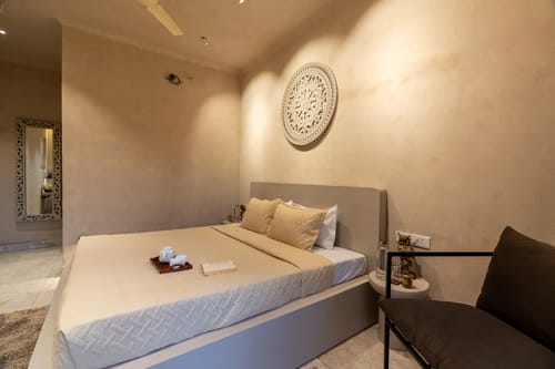 Sirmour Baag Cherry | A Pet-Friendly Cottage With Balcony, Common Garden & Restaurant