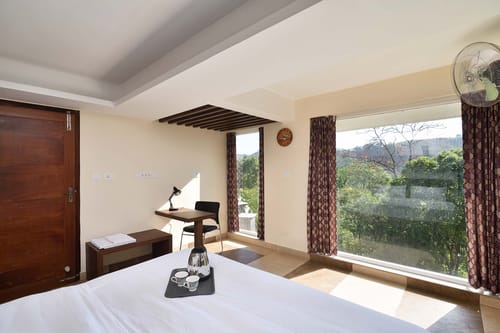 Room 1 @ Cocoon Valley Hide Out