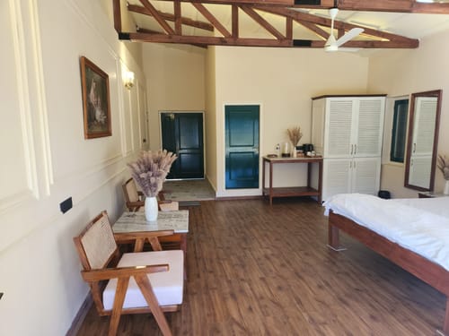 GlenBrook Estate | Hillside 1-BHK Suite & 1 Cottage with Gazebo, Restro & Lounge Area Near Waterfall