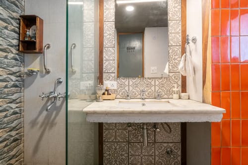 Hydrangea Hill (Entire Estate)