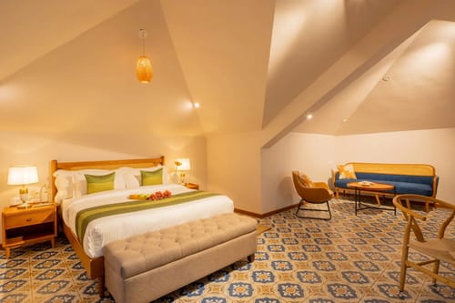 Vacasa | 5-BHK | Pvt Pool & Lift | Pet-friendly