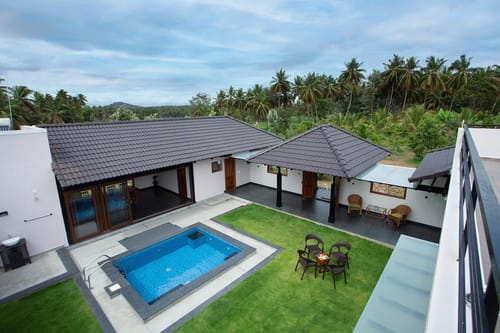 Ava - The Country House