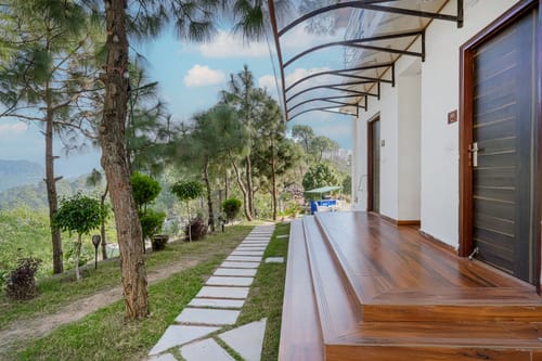 Stars and WindSongs | 1 Hilltop Suite with Shared Pool, Bonfire, Game Zone, Alfresco Dining & Relaxing Garden Spaces