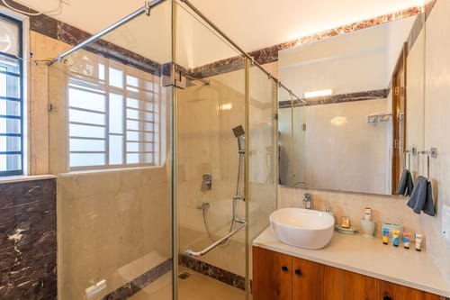 Imperial Isle - Sohna w/ Pool