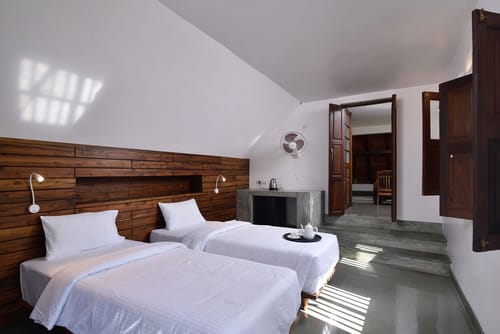 Deluxe room @ Shalom Villa