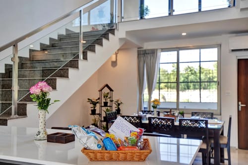 Horizon | 5-BHK Pet-friendly Retreat With Private Pool, Bar & Garden