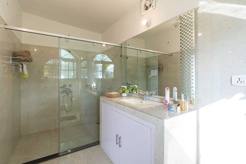 Brickwood Hill W/ Outdoor Pool