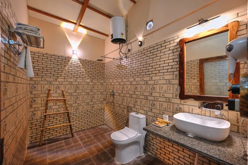 Bagh Serai | Tree-House on 5-Acre Forested Land With Common Pool, Restro & Views