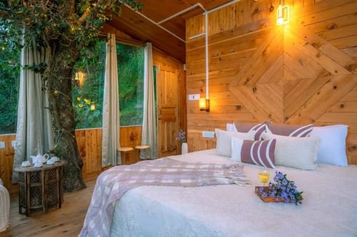 Van Gogh's Treehouse|Jacuzzi|Bonfire|Starry Nights