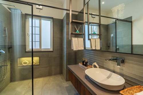 ILIKA W Heated Infinity Pool and Jacuzzi