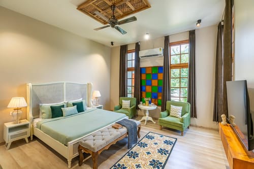 The Oakridge W/ Jacuzzi