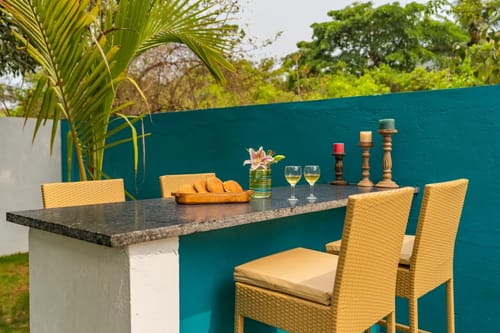 Nyx’s Haven | 7-BHK | Pvt Pool | Outdoor Sitting Area