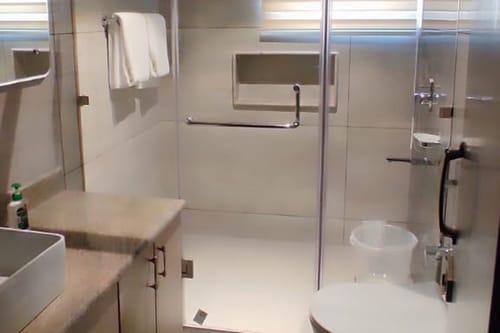 Pashmina @ Gauhar w/ Indoor Jacuzzi