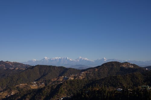 Silverstone | Hillside 6-BHK Getaway With Garden, Gaming Zone & Lounge Area