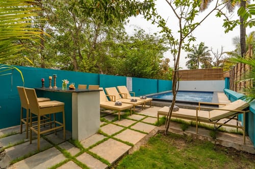 Nyx’s Haven | 7-BHK | Pvt Pool | Outdoor Sitting Area