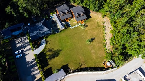 The Woods: Pine Villa