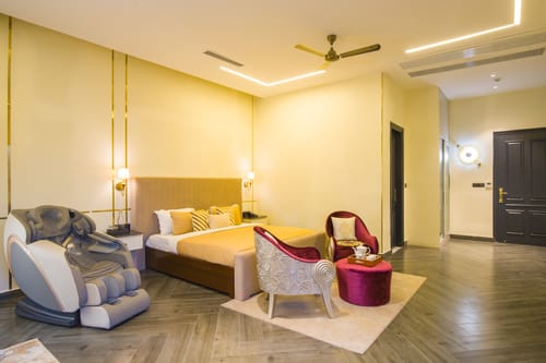 Ibiza | Luxe 4-BHK Farmhouse With Private Pool, Garden & Indoor Bar