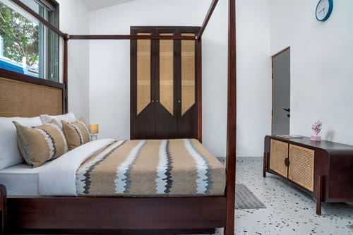 Tarika’s Santorini Hideaway