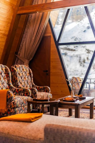 Frozen Fall @ Frostflare Cottages