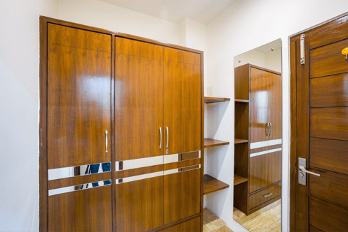 Kasauli Woods Cottage | Hillside 3-BHK Retreat With Outdoor Lounge, Balcony & Scenic Views