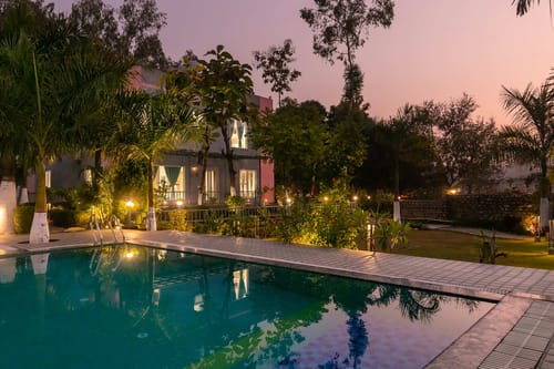 Cedar @ Corbett Calling