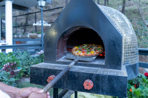 Floradale w/ Jacuzzi & Wood-Fire Pizza