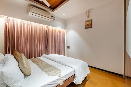 HSR Penthouse | Spacious 4-BHK Apartment with Living, Lounge Area, Study Room, Terrace & Balconies