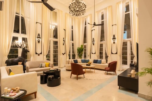 YashGeet Villa | 4-BHK | Pvt Pool | Terrace | Garden | Jacuzzi