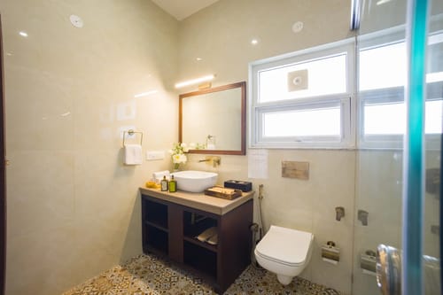 Monte Heights | Tranquil 6-BHK Getaway With Garden, Patio, Gazebo & Scenic Views