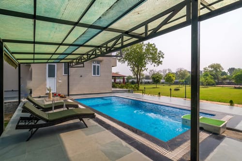 The Mira House w/ Pool