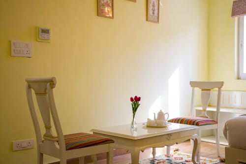 Tranquil 2-BHK Villa by Ganges, 5 Mins from Triveni Ghat